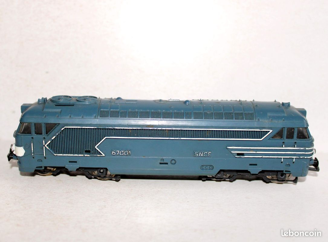 Image de locomotive Diesel BB 67001 SNCF référence 841R
