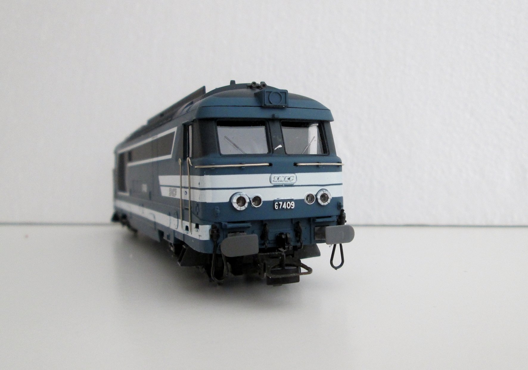 Les BB 67000 : De Jouef à REE – TrainCollection.fr